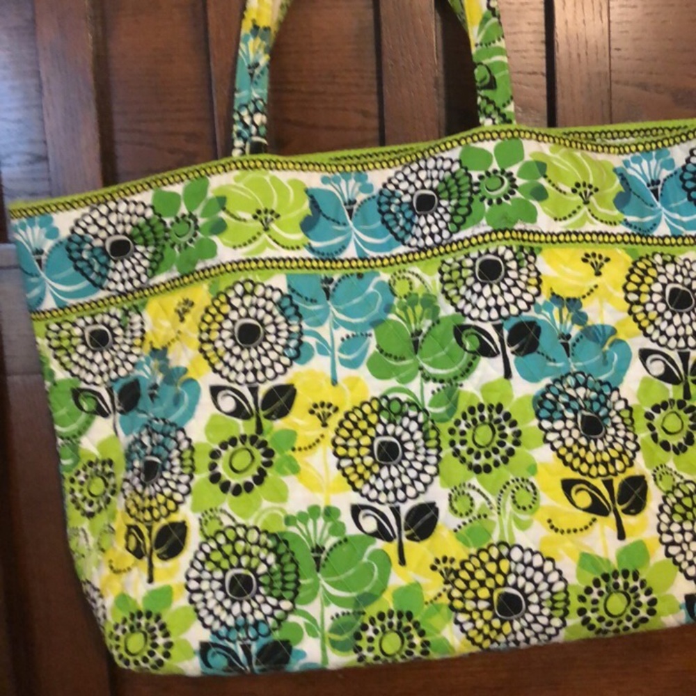 Vera Bradley large tote